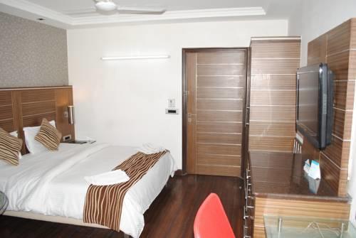 Hotel Metro Continental Delhi  Room photo